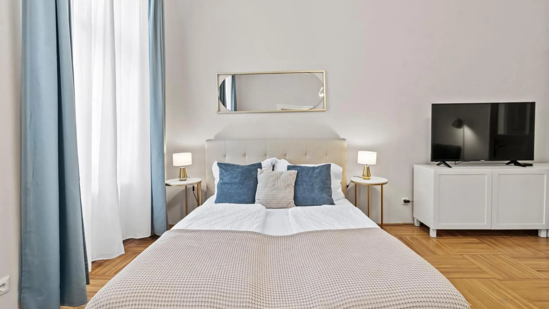 For Big Groups Up To 14 I Close To Akh I Fast Wifi Vienna Apartment